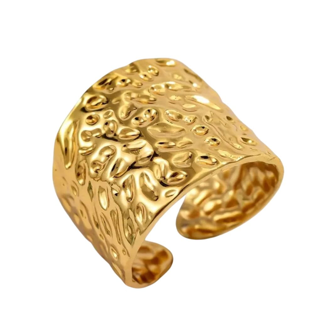 Anillo Martillado Dorado