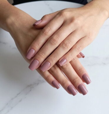 Press-On Nails Nude Uva