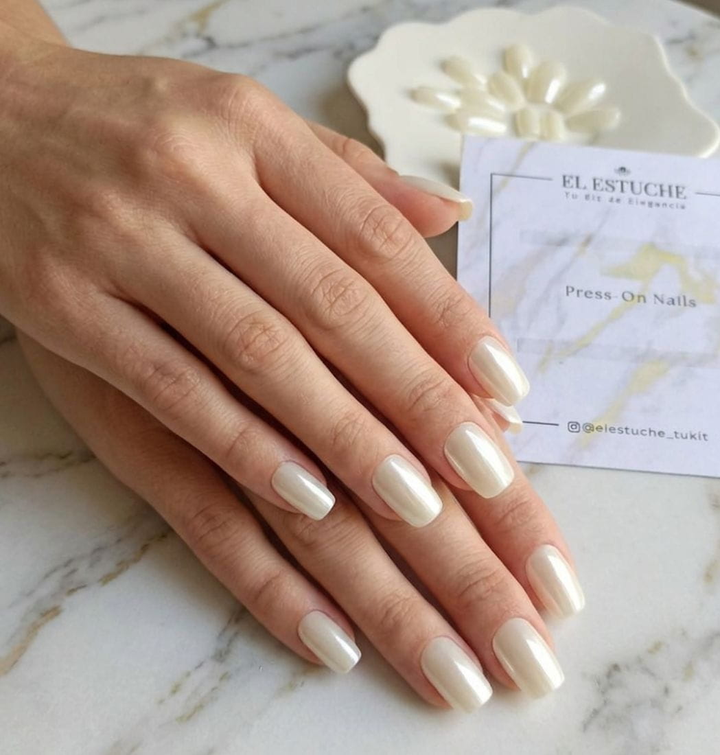 Press-On Nails Nieve Nacarada