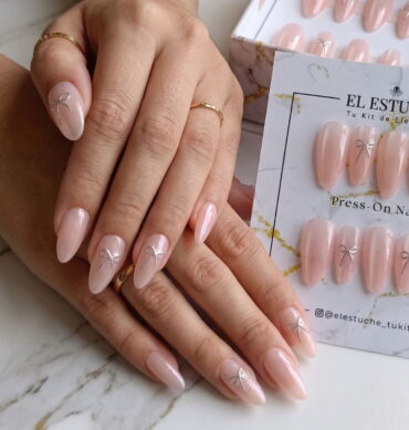 Press-On Nails Hilo Plata Ojo de Gato