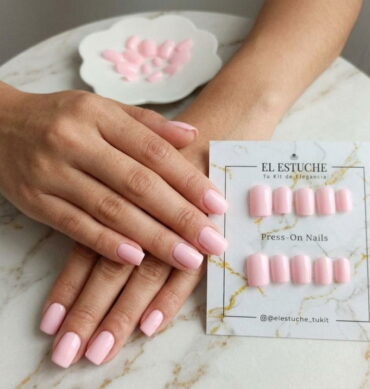 Press-On Nails Elegancia Rosa